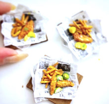 Load image into Gallery viewer, TUES 10 JAN | 12pm - 2pm | Ages 11 - 15 | Polymer Clay Fish &amp; Chips | School Holiday Art Workshop
