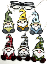 Load image into Gallery viewer, WED 14 DEC | 12 - 2PM | Age 8-15 | 3D CHRISTMAS TREE GNOMES | School Holiday Craft Workshop
